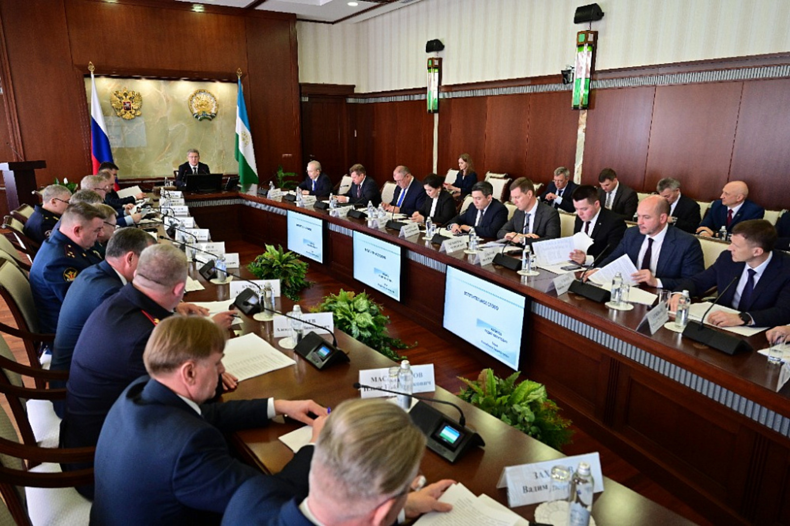 Заседание региональной антитеррористической комиссии и оперативного штаба