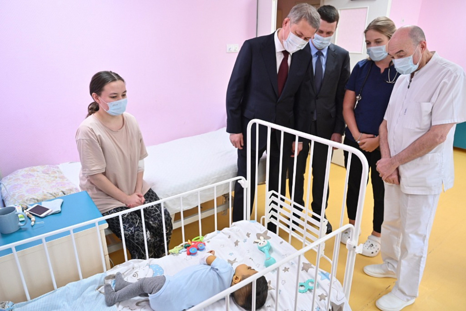 Радий Хабиров посетил в Москве центр трансплантологии и искусственных органов имени академика Валерия Шумакова