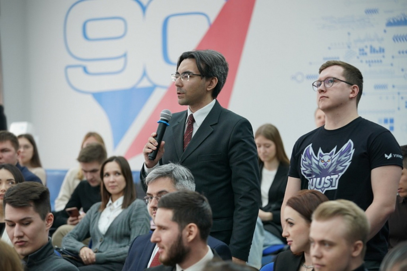 Дмитрий Чернышенко и Радий Хабиров встретились с молодыми учёными Евразийского НОЦ