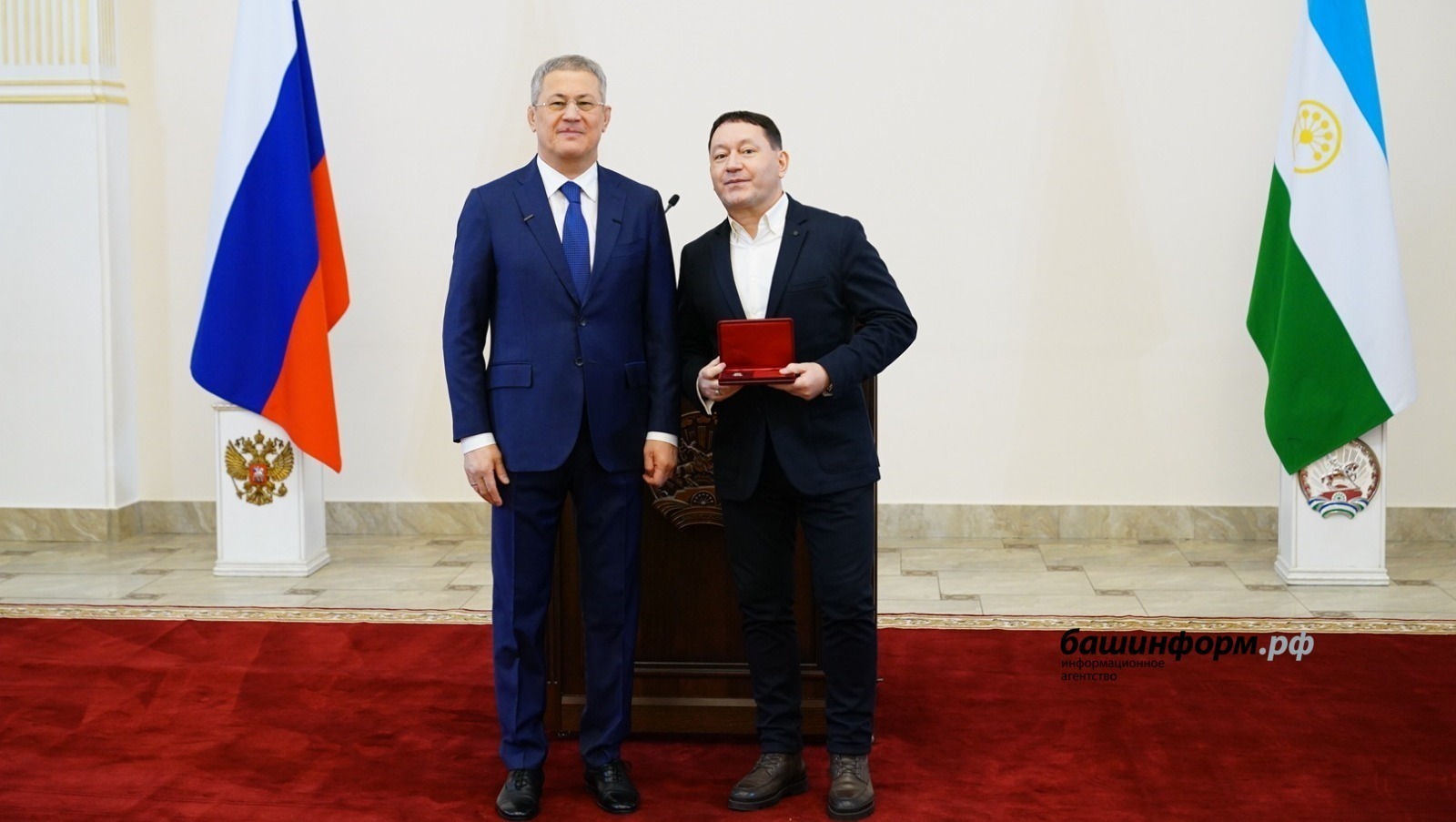 Легендар йырсыбыҙҙы ҡотлайбыҙ!