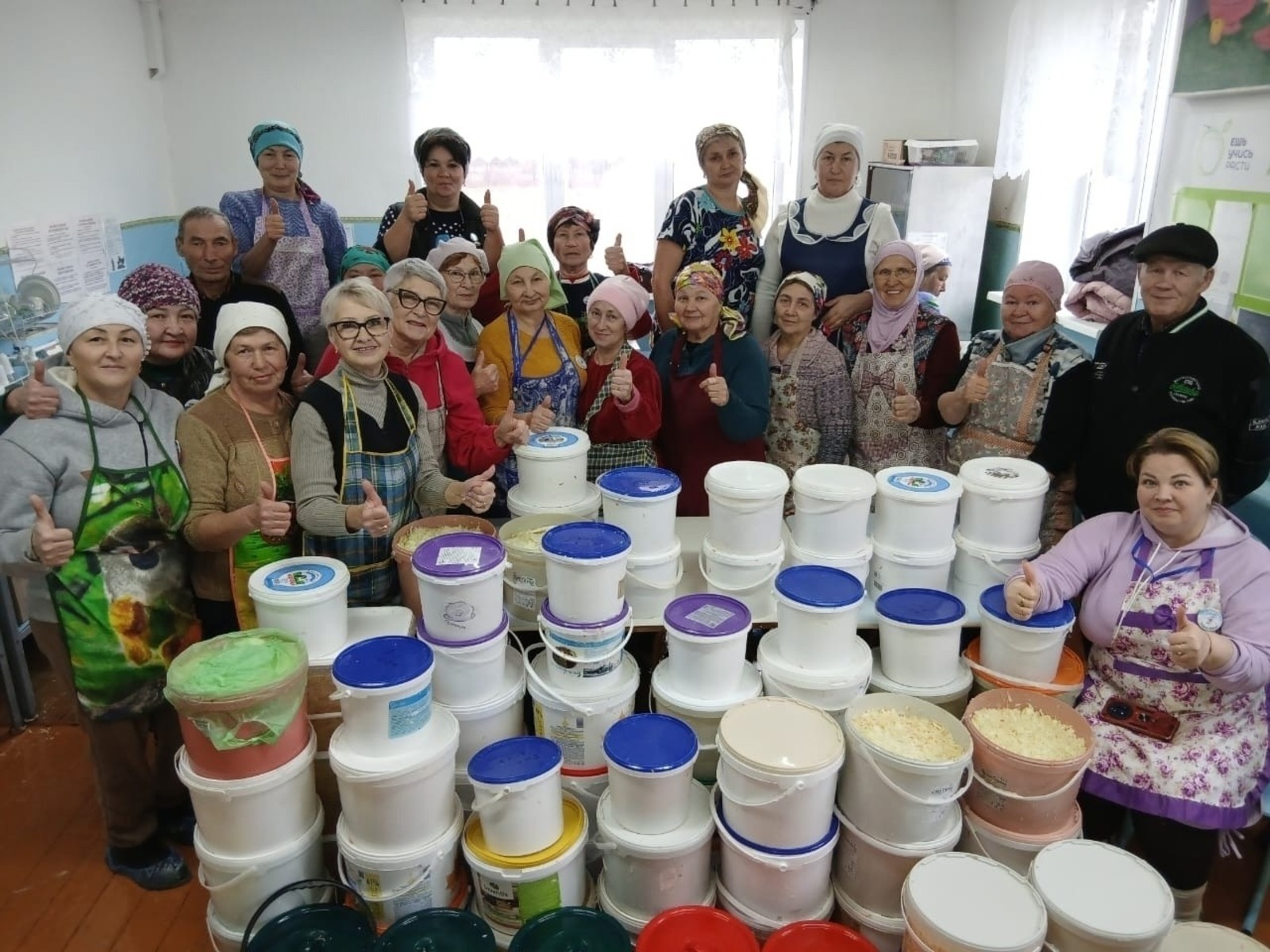 МХО яугирҙәре өсөн 700 килограмм кәбеҫтә тоҙлағандар