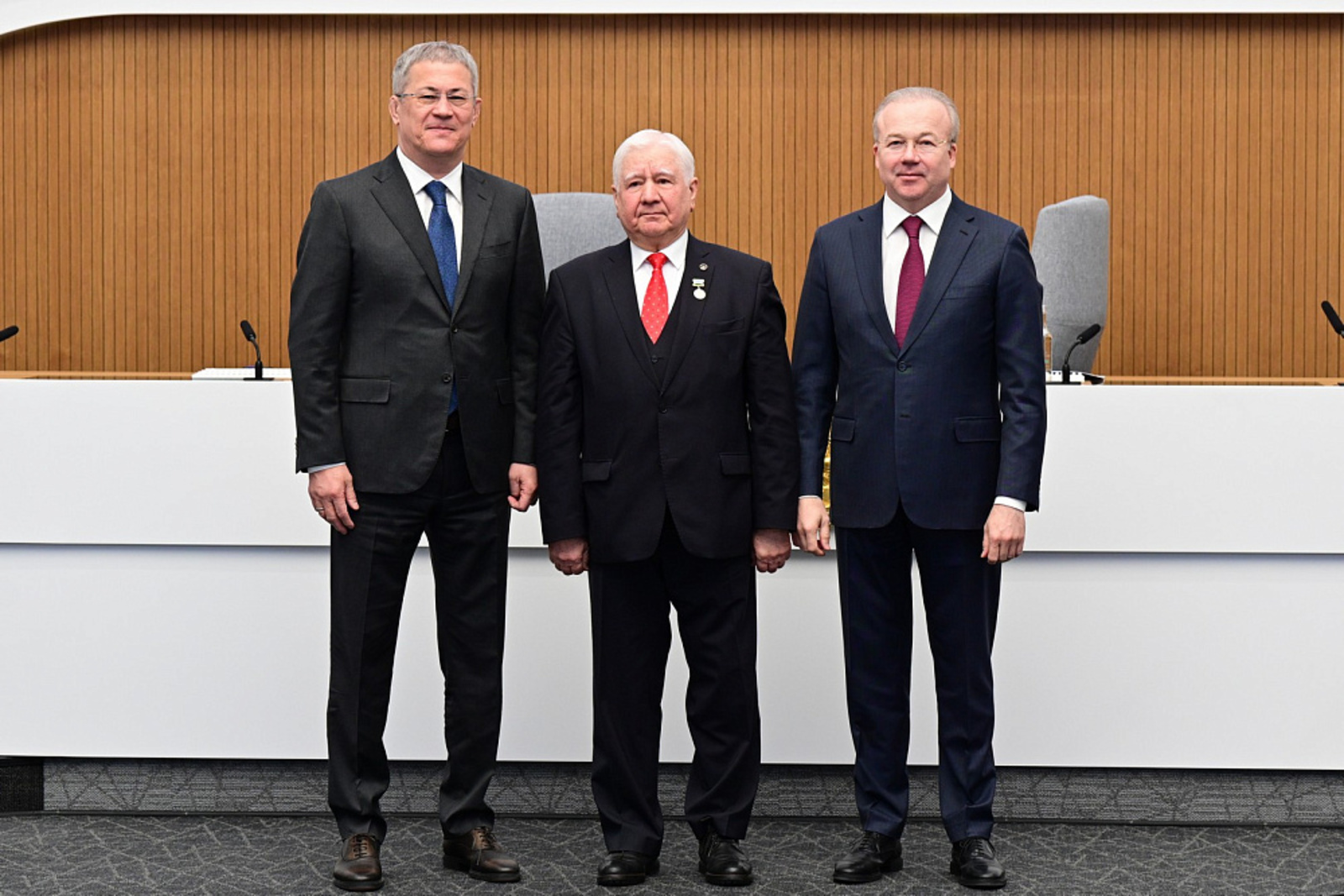 Ришат Халиков удостоен звания «Заслуженный работник государственной