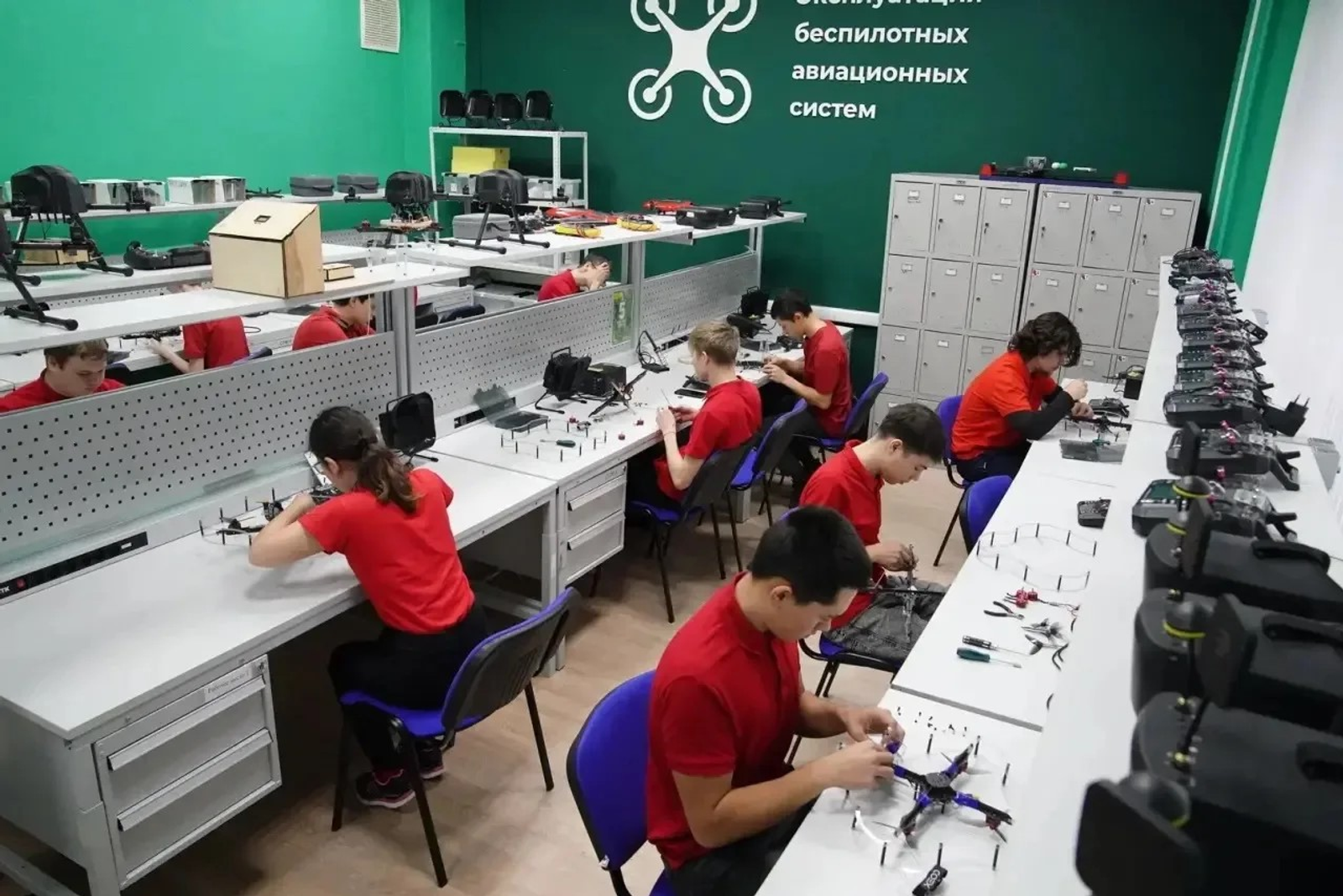 Все ученики выпускных 9-х и 11-х классов уже определились, где учиться дальше?