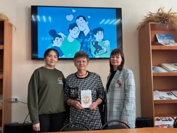 Йылайыр үҙәкләштерелгән китапханаһында “Әсә һүҙе” китабының презентацияһы үтте.